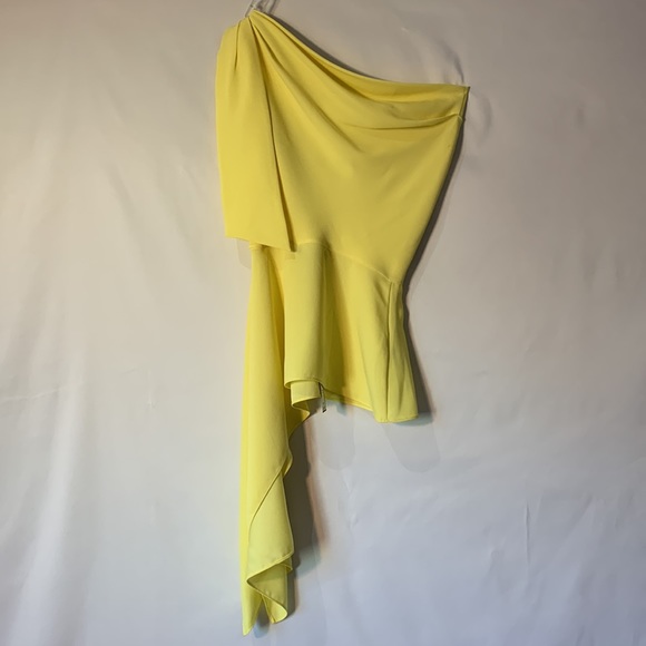BCBG MAXAZRIA One Shoulder Peplum draped Top Lime Yellow XSmall - Picture 8 of 16